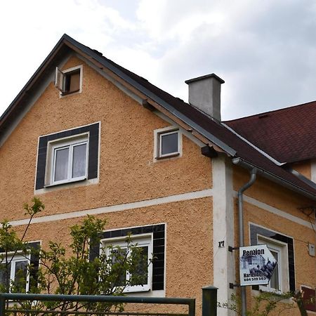 Guest House Hartenberg Sokolov Exterior photo